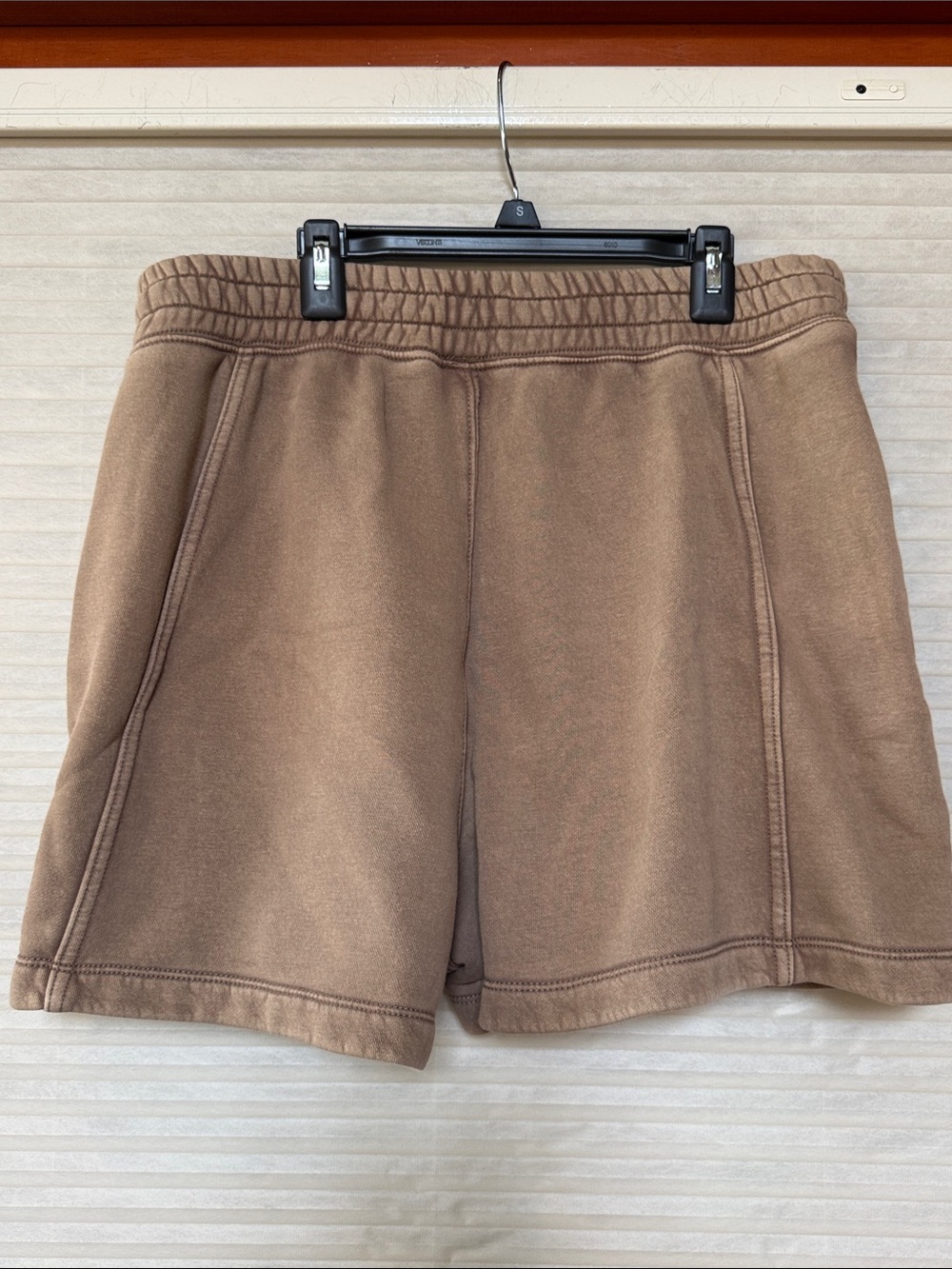 NWOT FP sprint to the finish shorts in hickory size medium - Picture 8 of 8